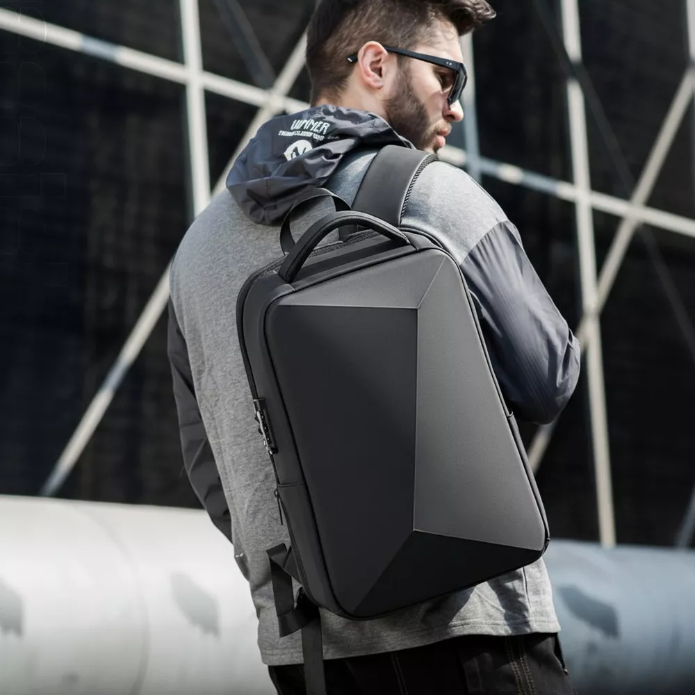 Antykradzieżowy plecak FRN na laptopa 15,6" FRN5013 z USB