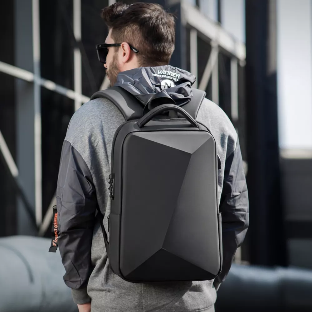 Antykradzieżowy plecak FRN na laptopa 15,6" FRN5013 z USB