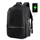 Plecak Arctic Hunter na laptopa 17,3&quot; B00120 z USB - Kolor: czarny