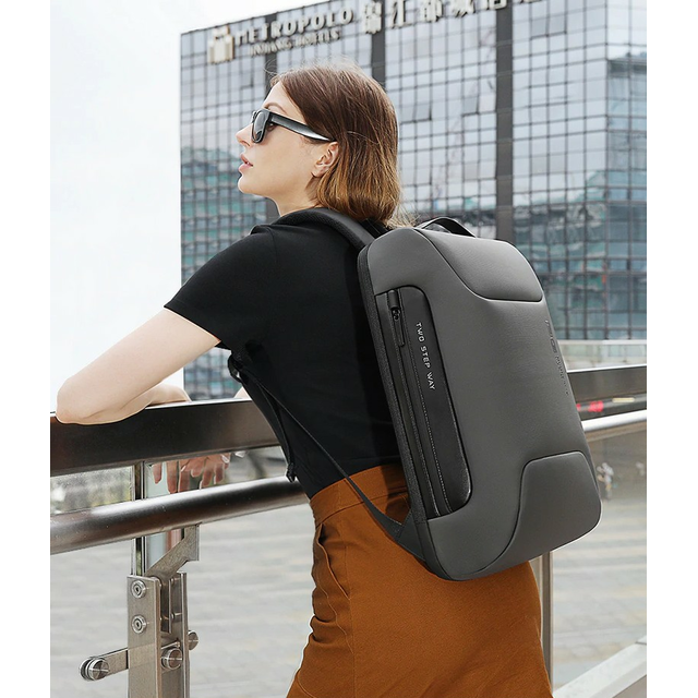 Antykradzieżowy plecak Bange na laptopa 15,6&quot; BG-7216 z USB