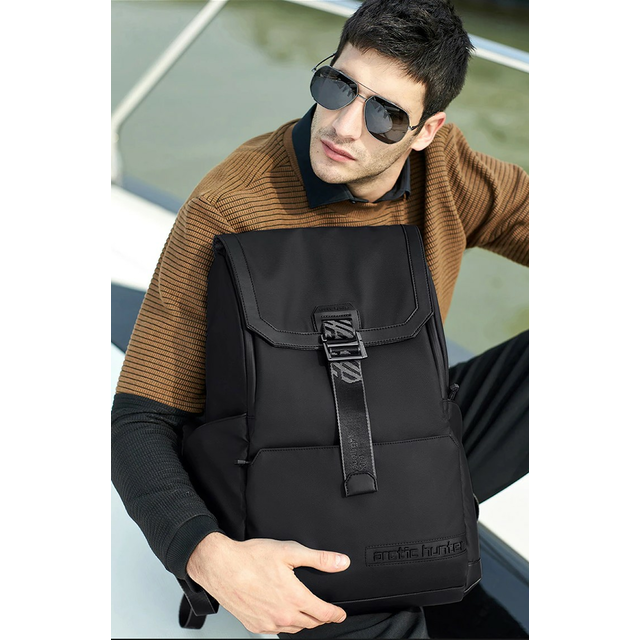 Plecak Arctic Hunter na laptopa 15,6&quot; B00428 z USB