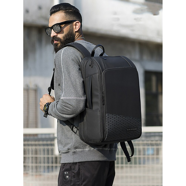 Plecak Bange na laptopa 15,6&quot; BG-22005 z USB bagaż podręczny