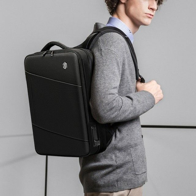 Plecak/Torba Arctic Hunter na laptopa 15,6&quot; 16,4&quot; B00345 bagaż podręczny z USB
