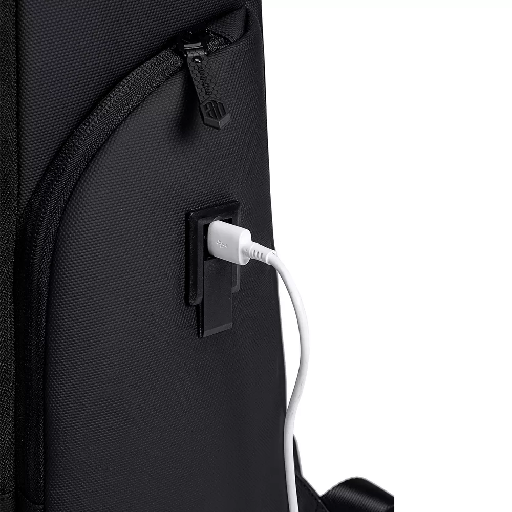 Plecak Arctic Hunter na laptopa 15,6" B00554 z USB