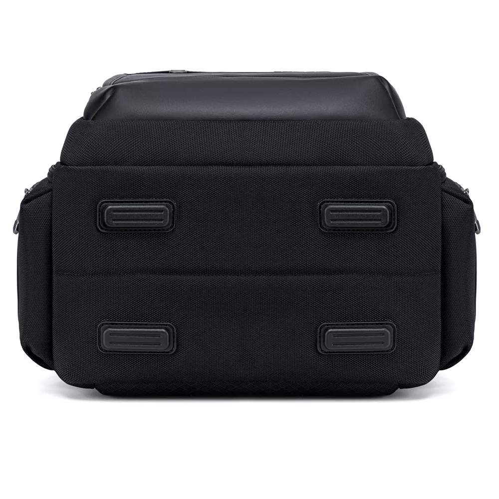 Plecak Arctic Hunter na laptopa 15,6" B00683 z USB dwukomorowy