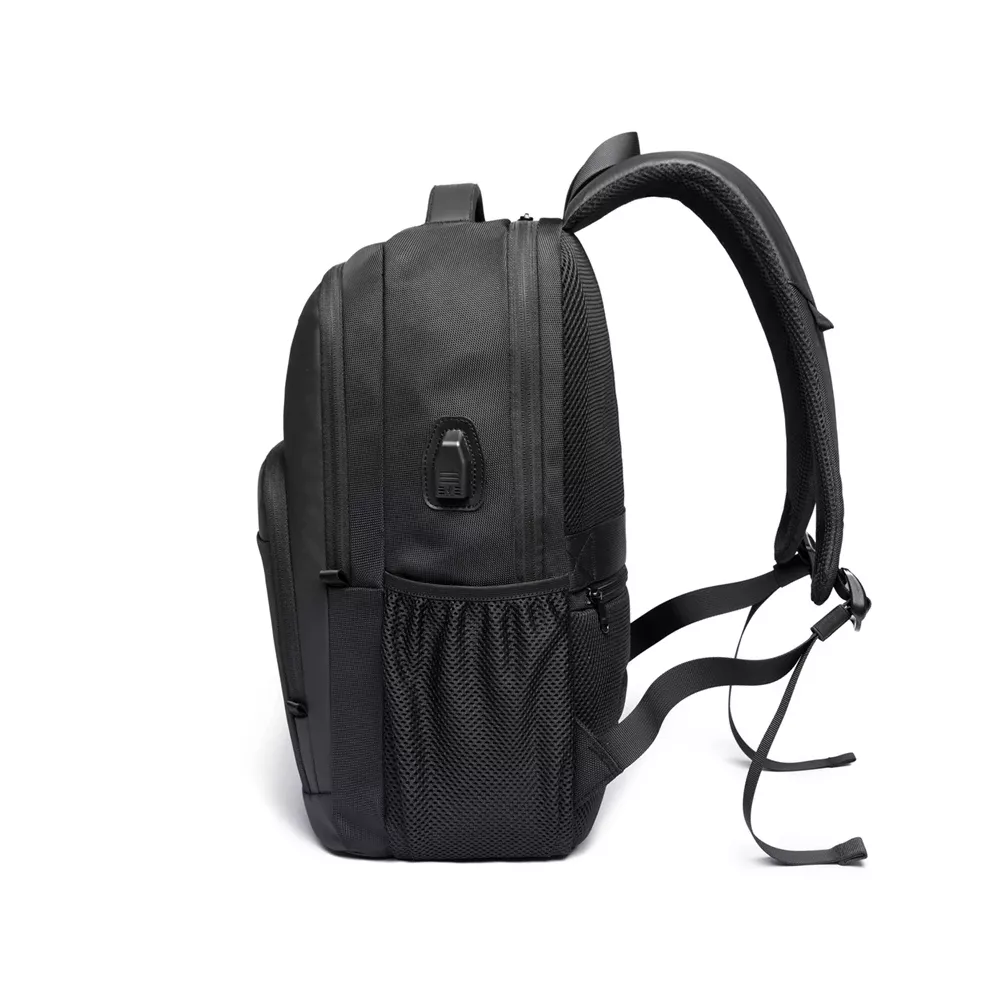 Plecak Bange na laptopa 17,3" BG-1921 z USB