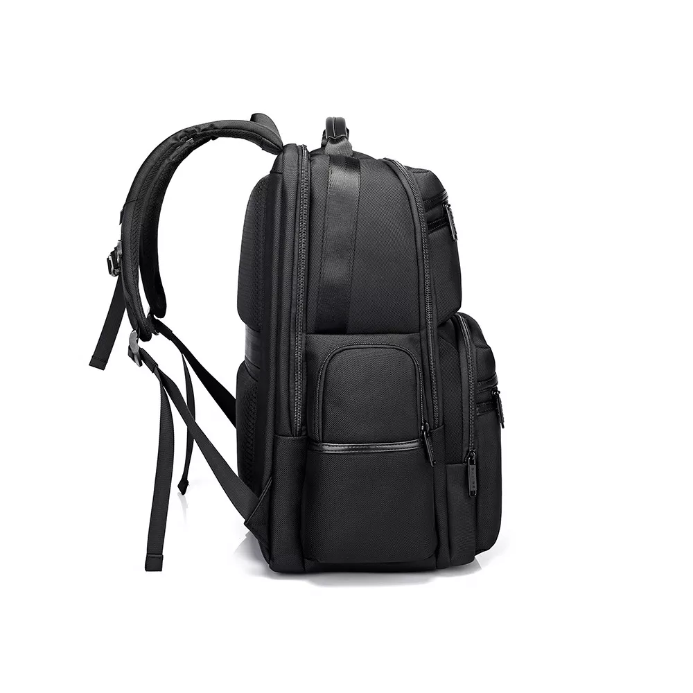Plecak Bange na laptopa 17,3" BG-2601 bardzo pojemny z USB