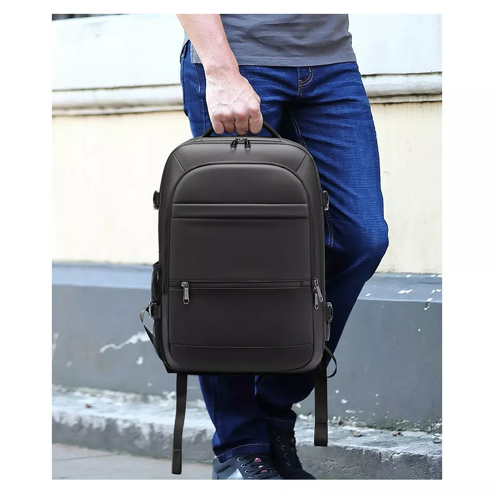 Plecak Poso na laptopa 17,3" z USB bagaż podręczny PS-660
