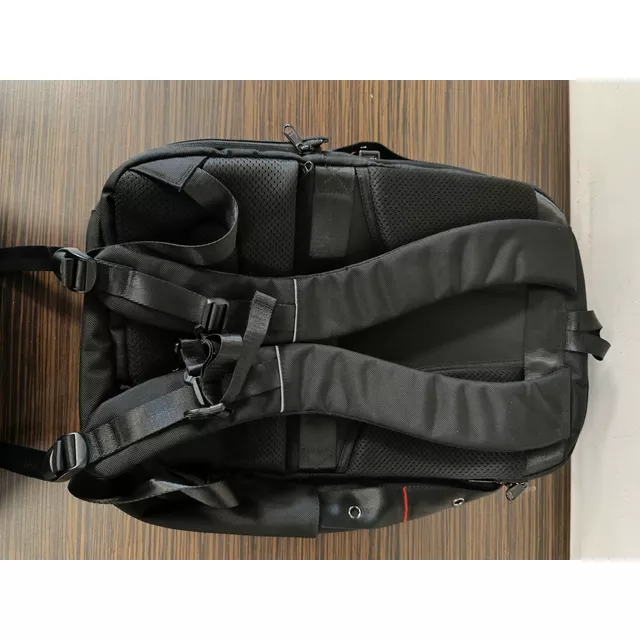 Plecak AoPin AP-61 na laptopa 17,3&quot; bardzo pojemny z USB i RFID (1)
