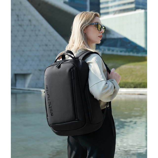 Plecak Arctic Hunter na laptopa 15,6&quot; B00554 z USB
