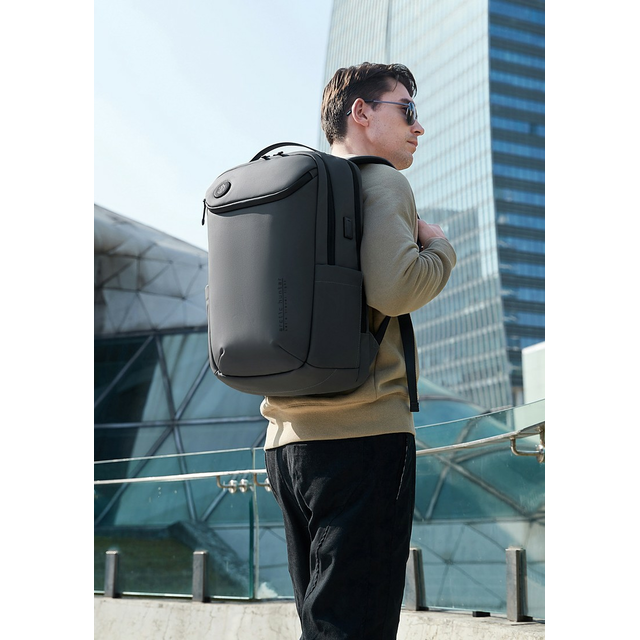 Plecak Arctic Hunter na laptopa 15,6&quot; B00555 z USB