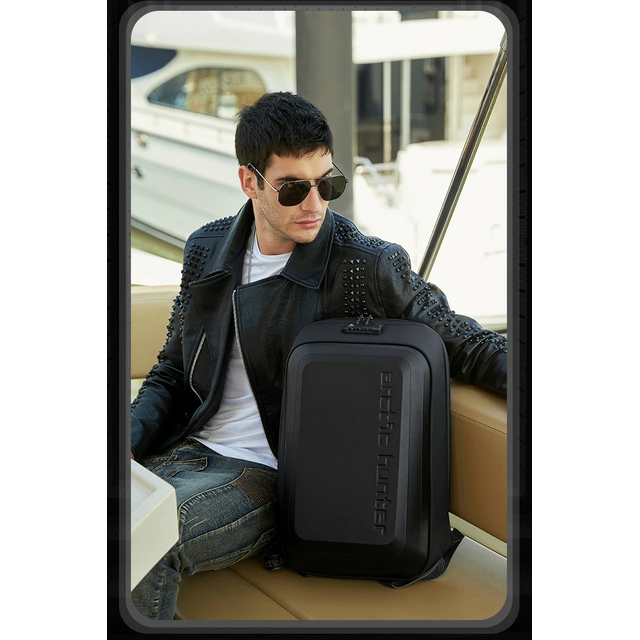 Plecak Arctic Hunter twarda skorupa na laptopa 15,6&quot; B00451 z organizerem
