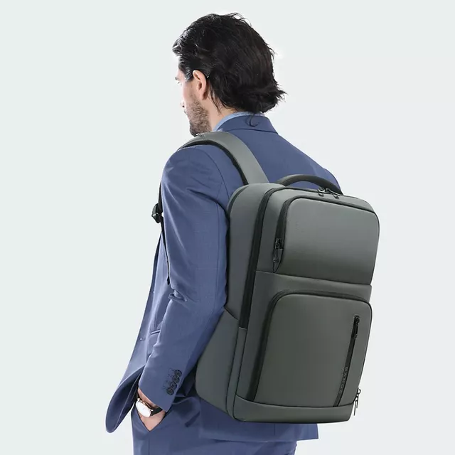 Plecak Bange BG-7822 na laptopa 15,6&quot; 16,4&quot;