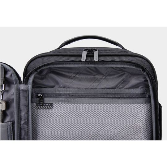 Plecak Bange na laptopa 15,6&quot; s56 bagaż podręczny z USB