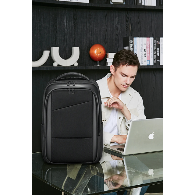Plecak FRN na laptopa 15,6&quot; 7619 z USB