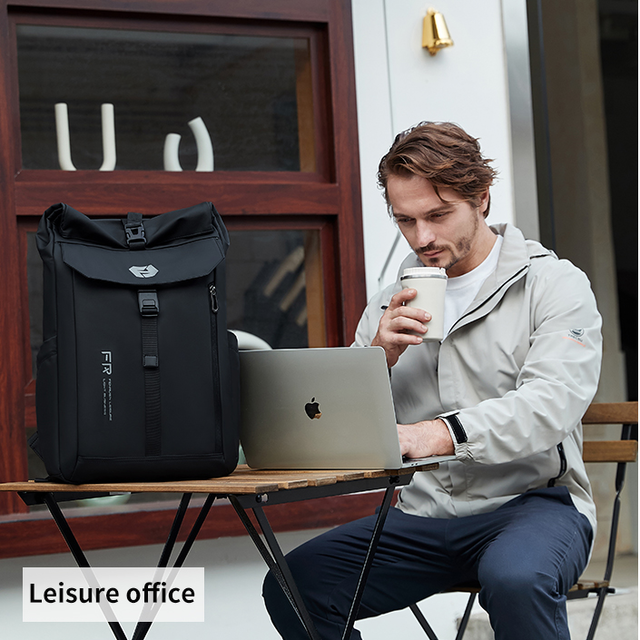Plecak FRN8158 na laptopa 15,6&quot; z USB