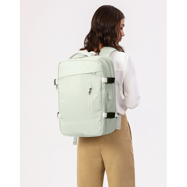 Plecak Macwave Traveler na laptopa 17,3&quot; AX9169 bagaż podręczny z USB
