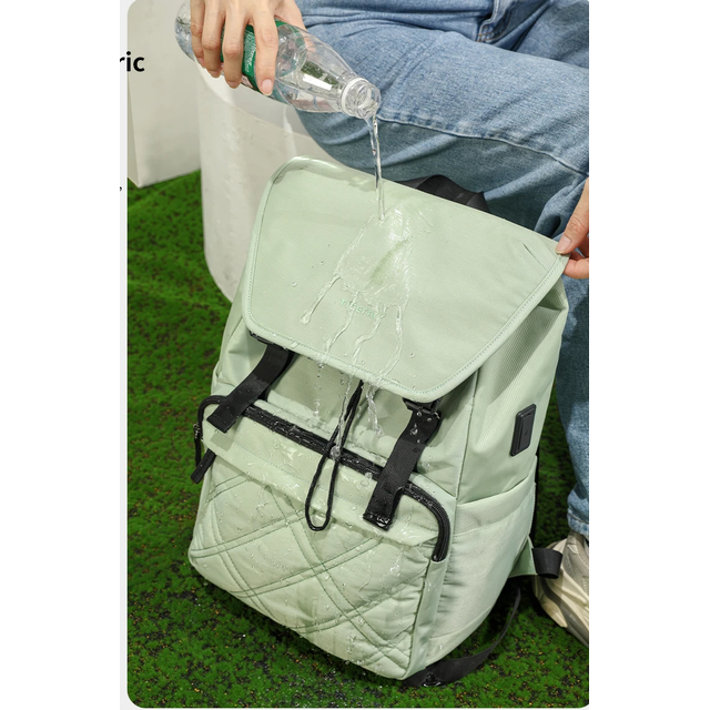 Plecak Tigernu na laptopa 15,6&quot; T-B9381 z USB